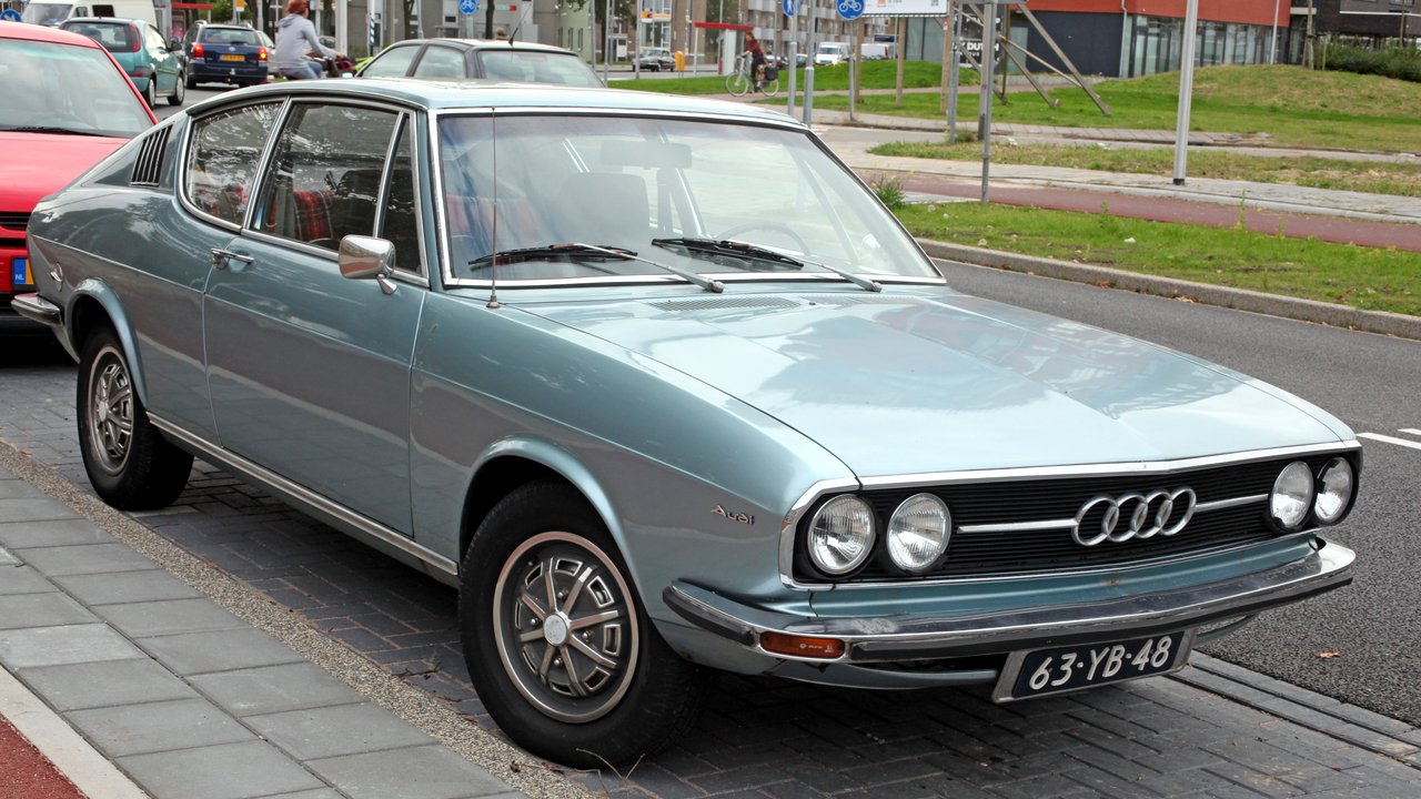 Ауди 100-COUPÉ-S C1
