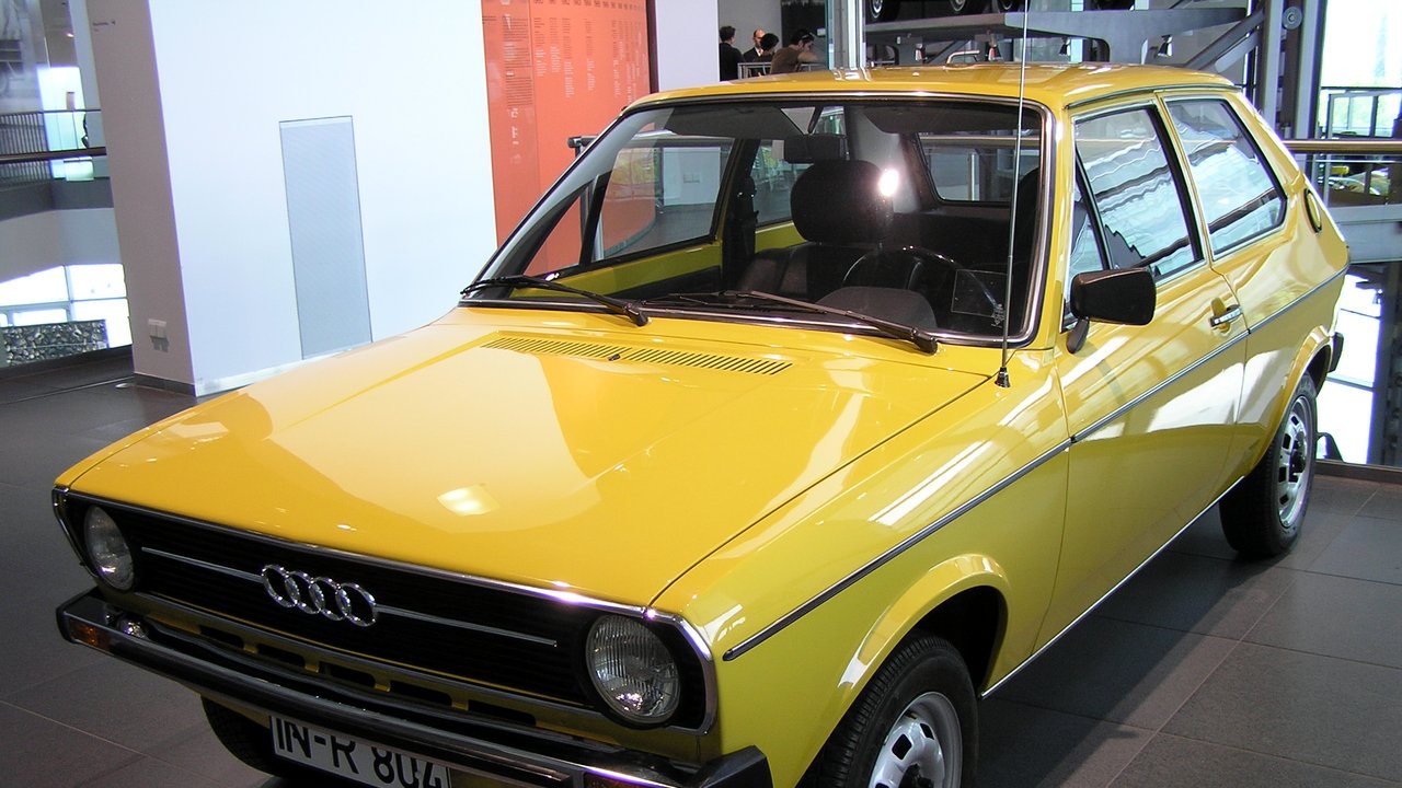 Ауди 50 Typ 86 1974-1978