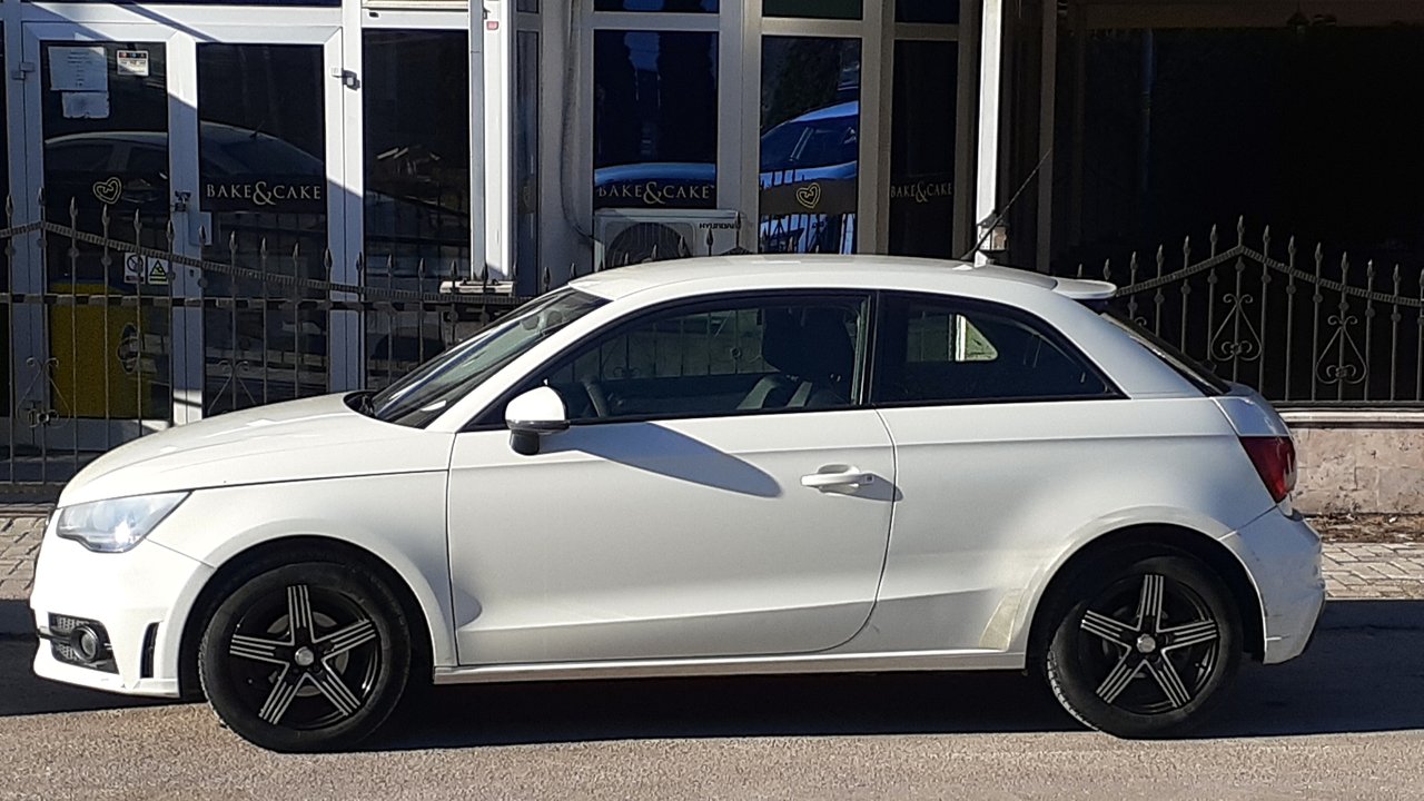 Ауди A1 quattro 8X 2012-2012