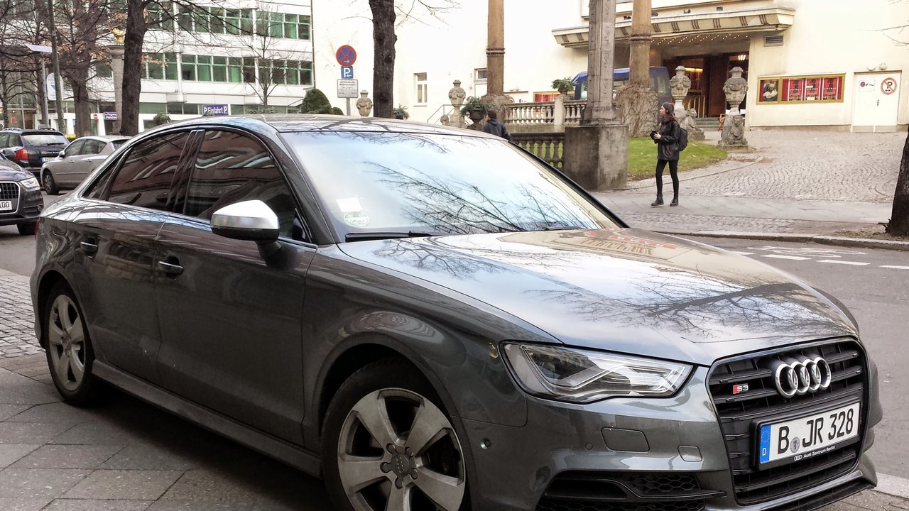 Ауди A3 8V 2012-2020