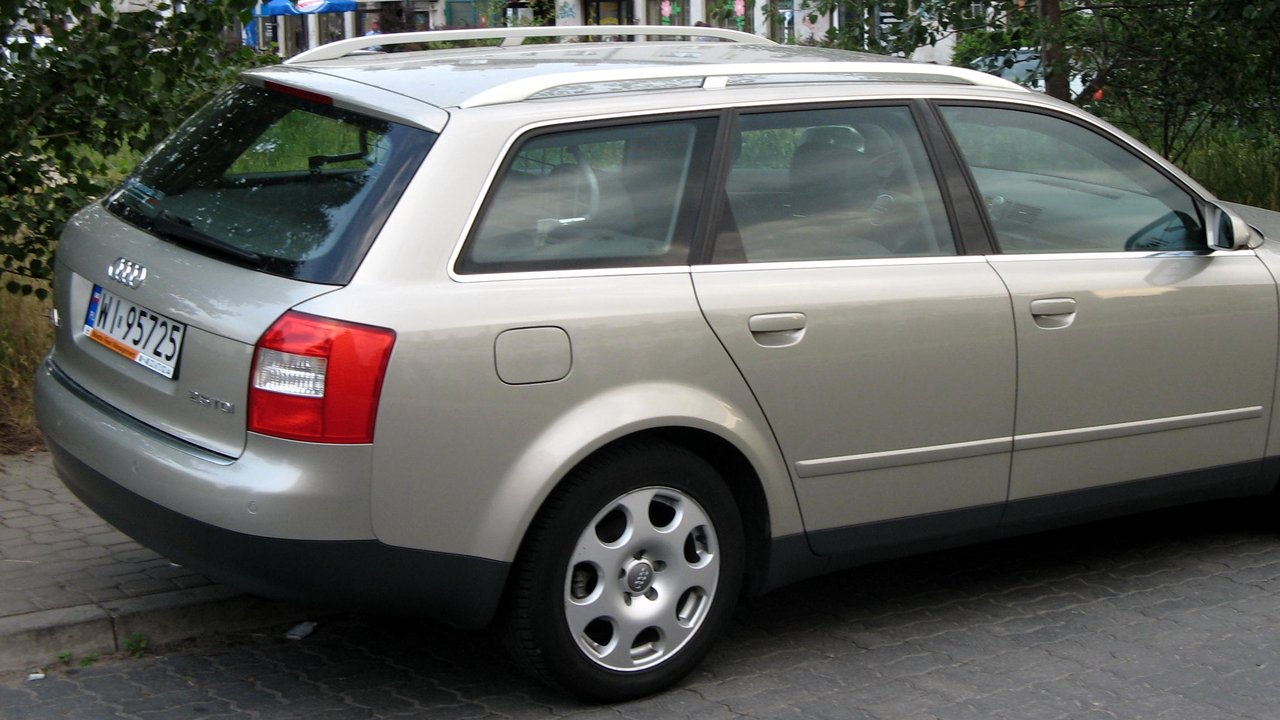 Ауди A4 Avant B6 2001-2004