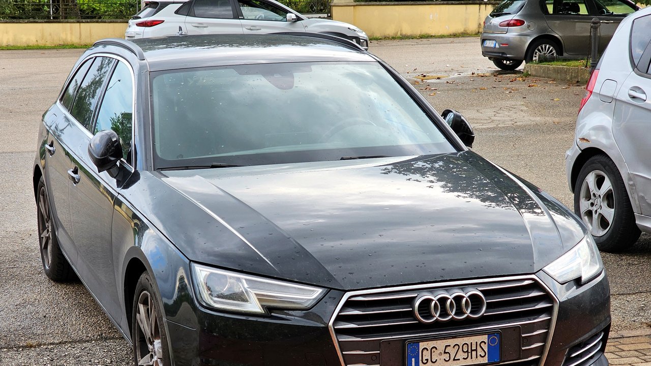 Ауди A4 Avant B9 2015-2024
