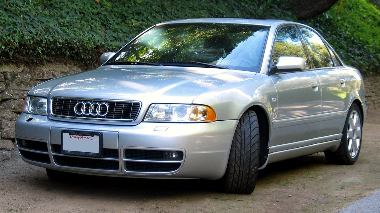 Ауди A4 B5 1994-2001