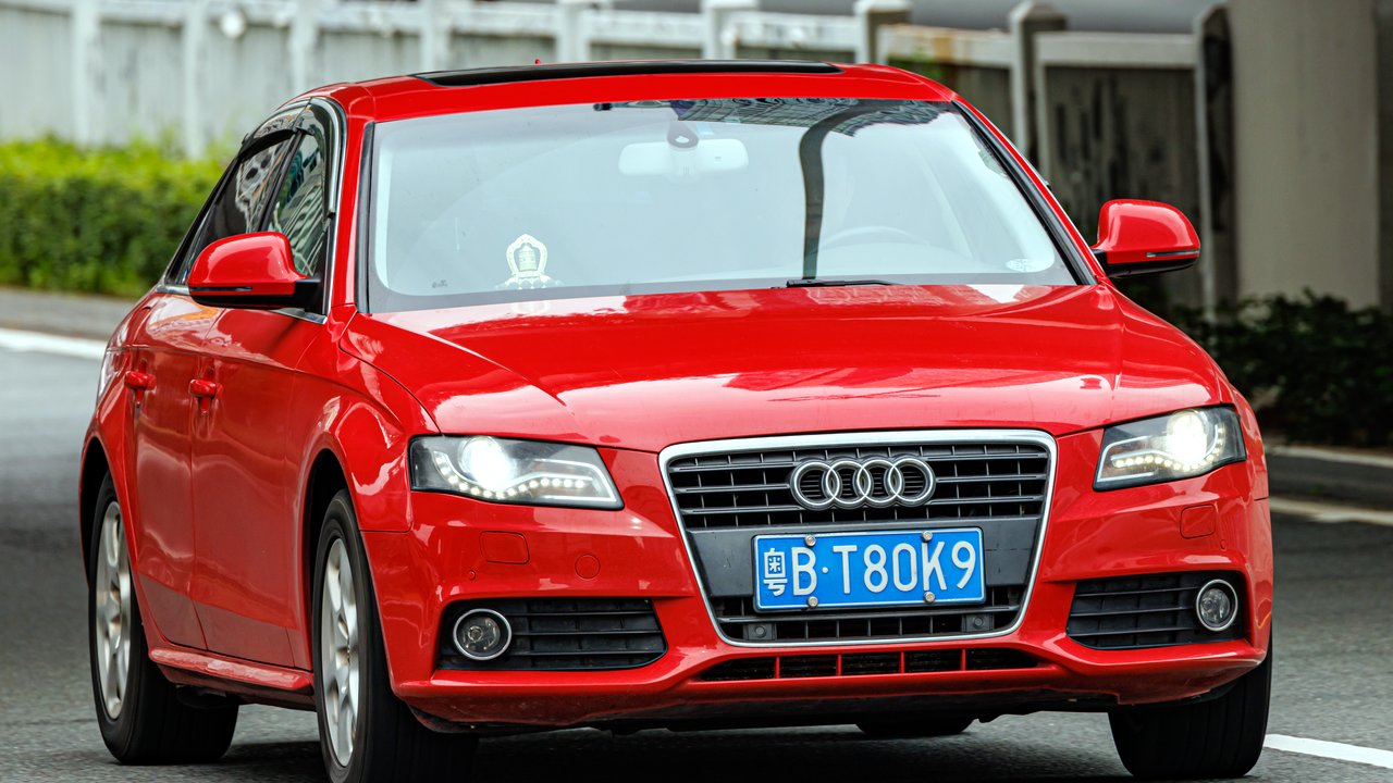 Ауди A4 B8 2008-2016