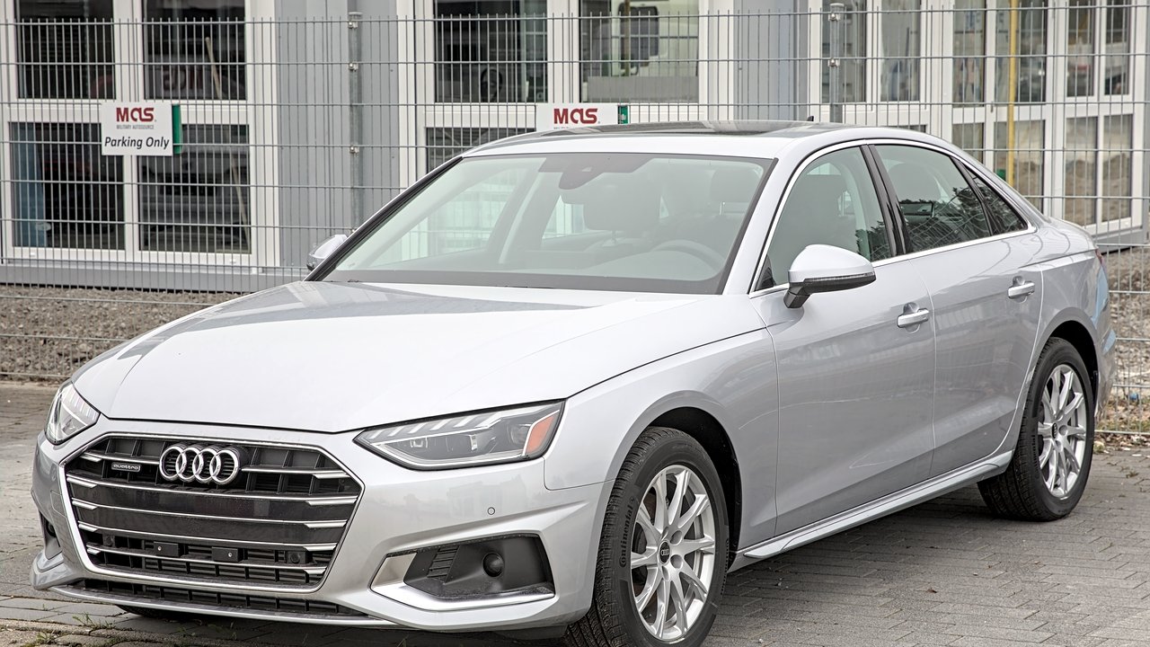 Ауди A4 B9 2015-2024
