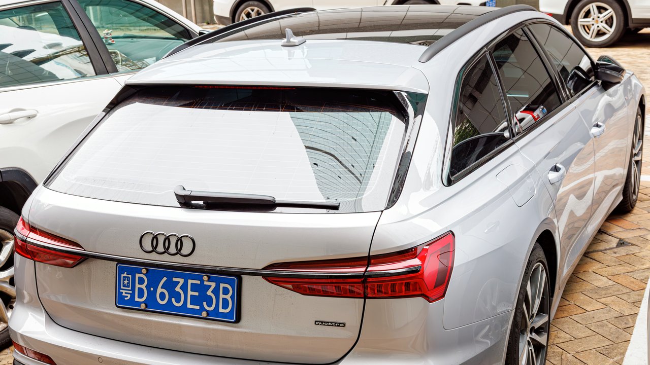 Ауди A6 Avant C8 2018-2025