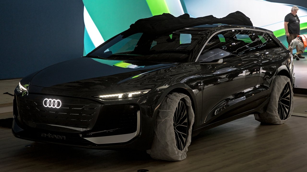 Ауди A6 Avant e-tron C9 2024-н.в.