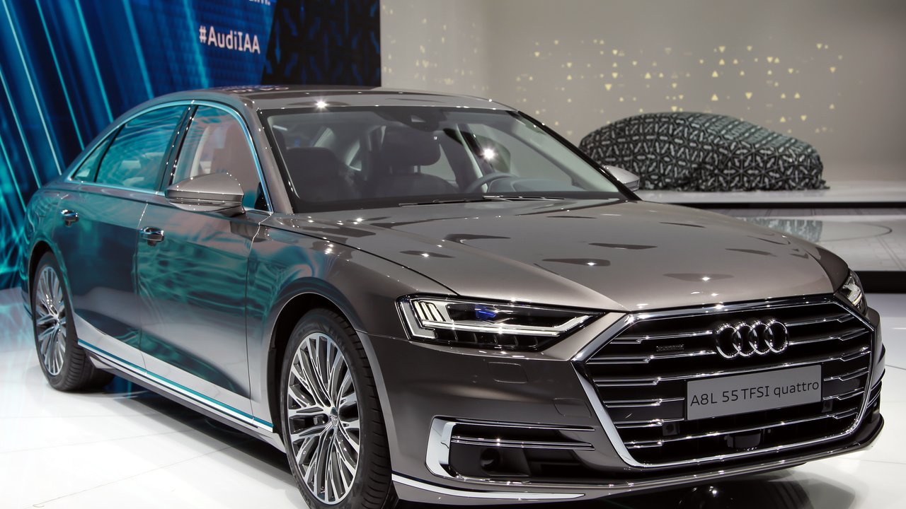Ауди A8 L e-tron quattro D5 2019-2022