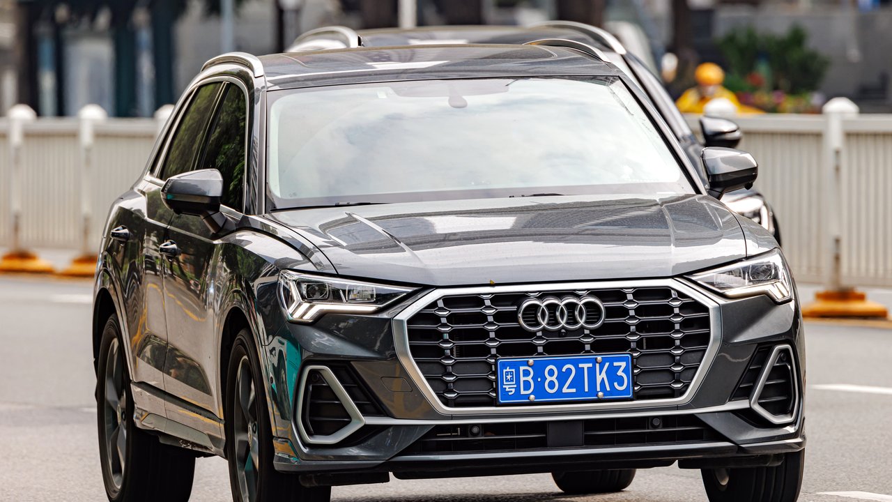 Ауди Q3 F3 2018-2025