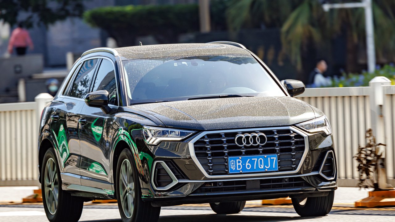 Ауди Q3 F3 2018-2025
