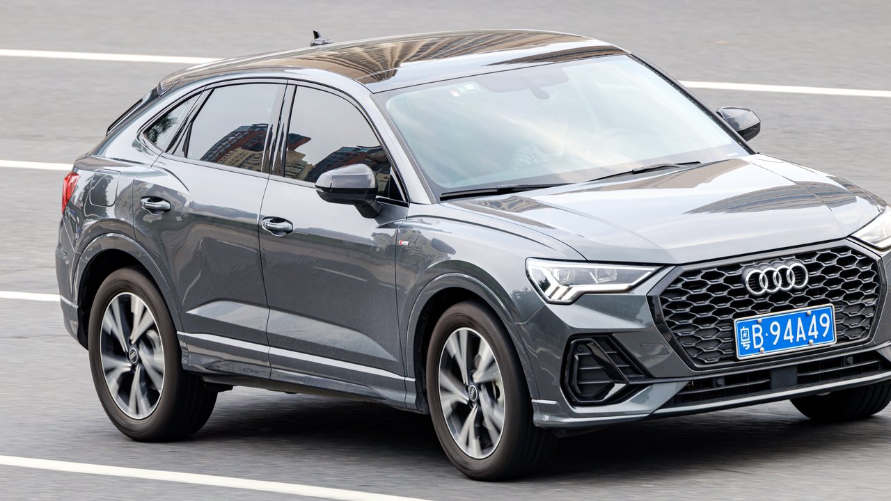Ауди Q3 Sportback F3 2019-2025