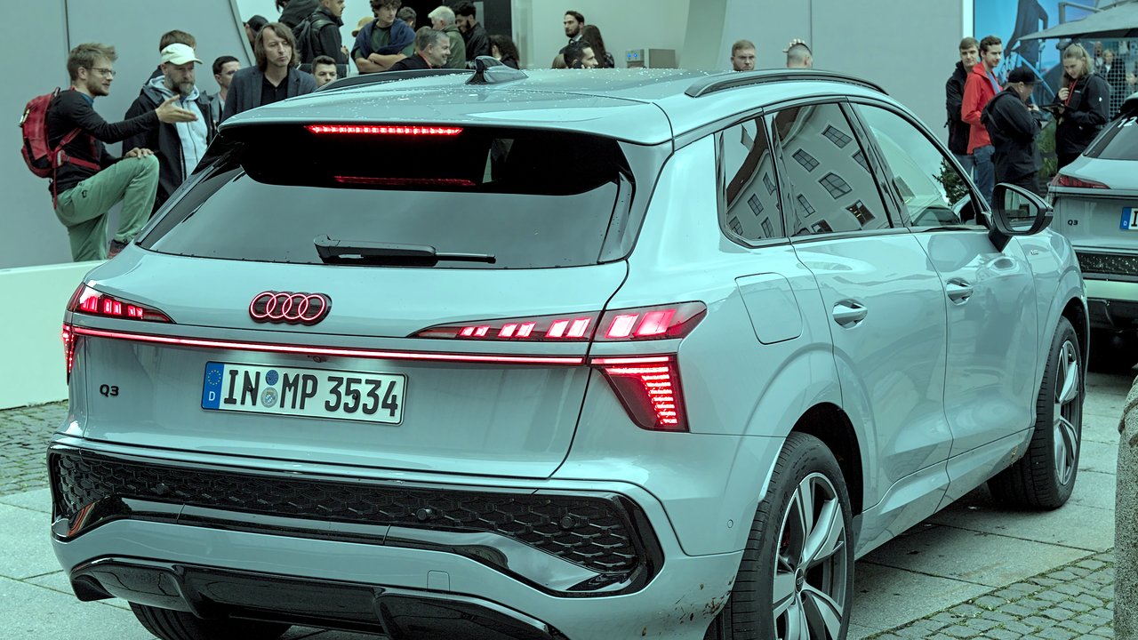 Ауди Q3 Sportback FJ 2025-н.в.