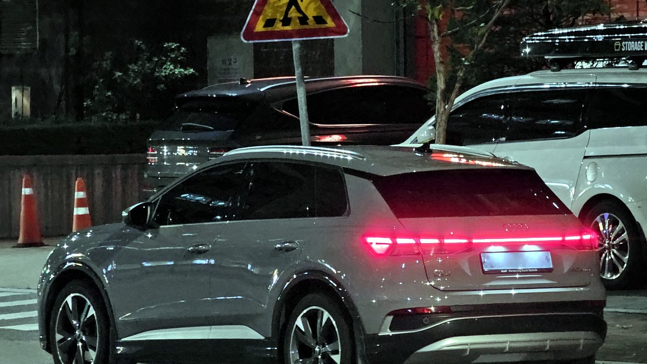 Ауди Q5 e-tron MEB 2022-н.в.