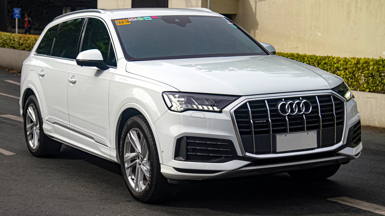 Ауди Q7 TFSI e 4M 2015-н.в.