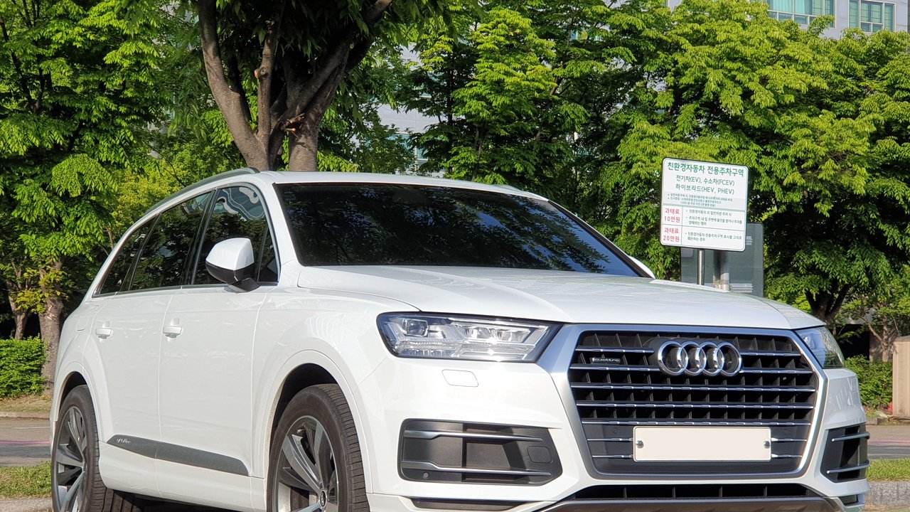 Ауди Q7 TFSI e 4M 2015-н.в.