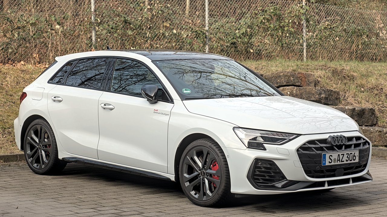 Ауди RS-3 8Y