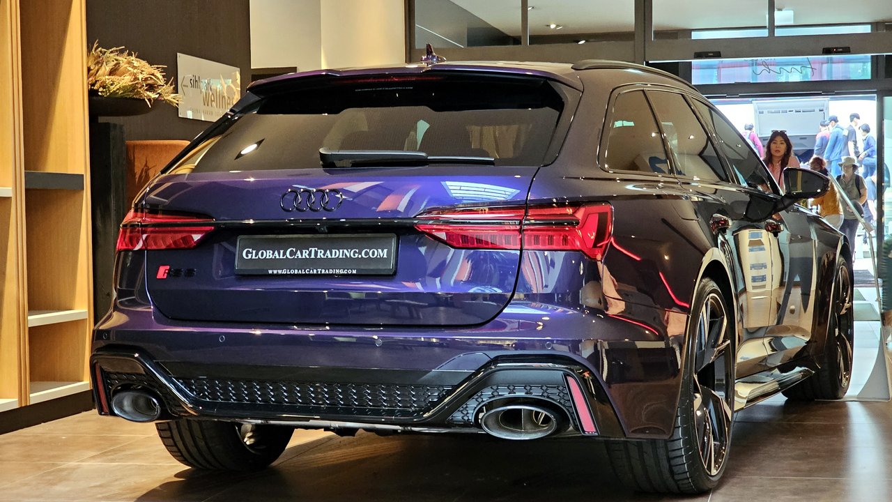 Ауди RS-7 C8