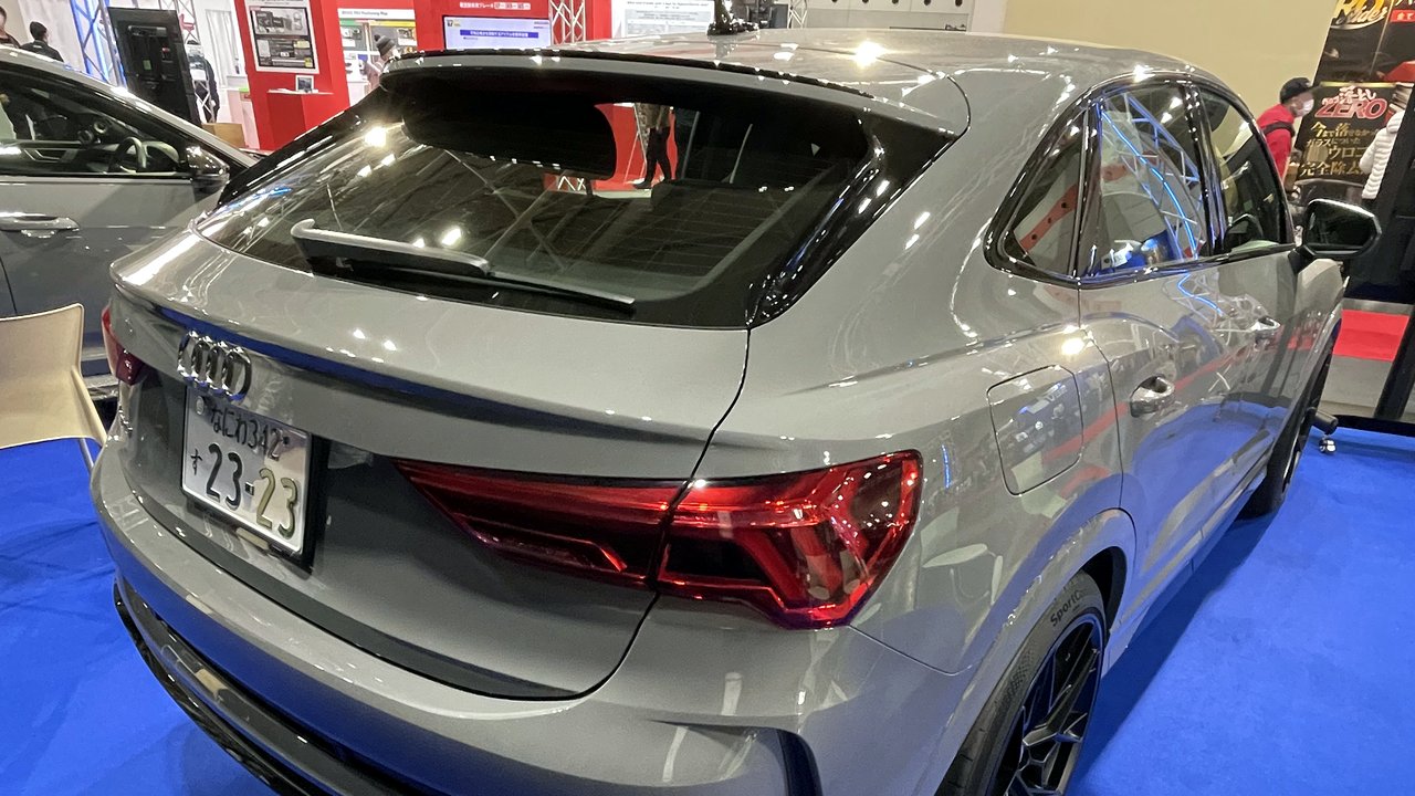 Ауди RS-Q3 F3