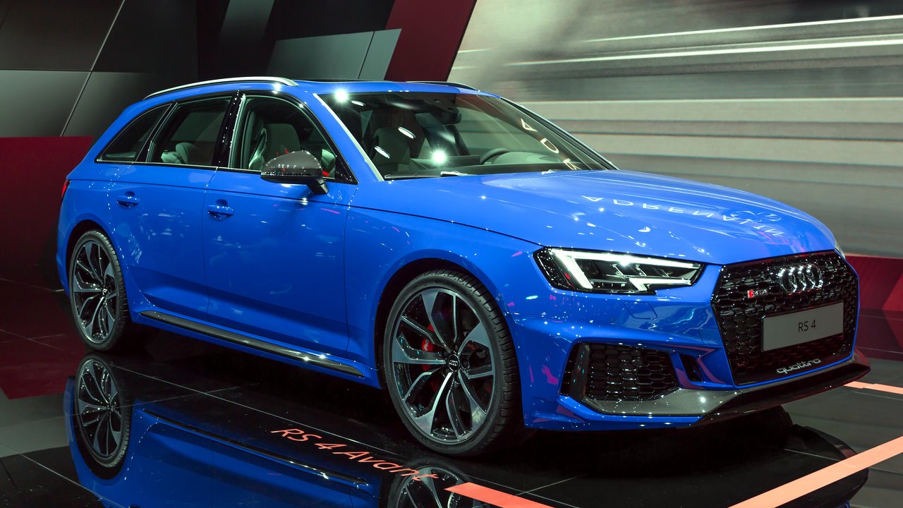 Ауди RS4-AVANT B9