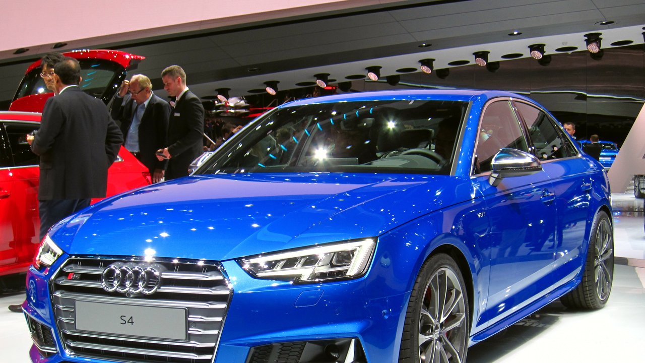Ауди S4 B9