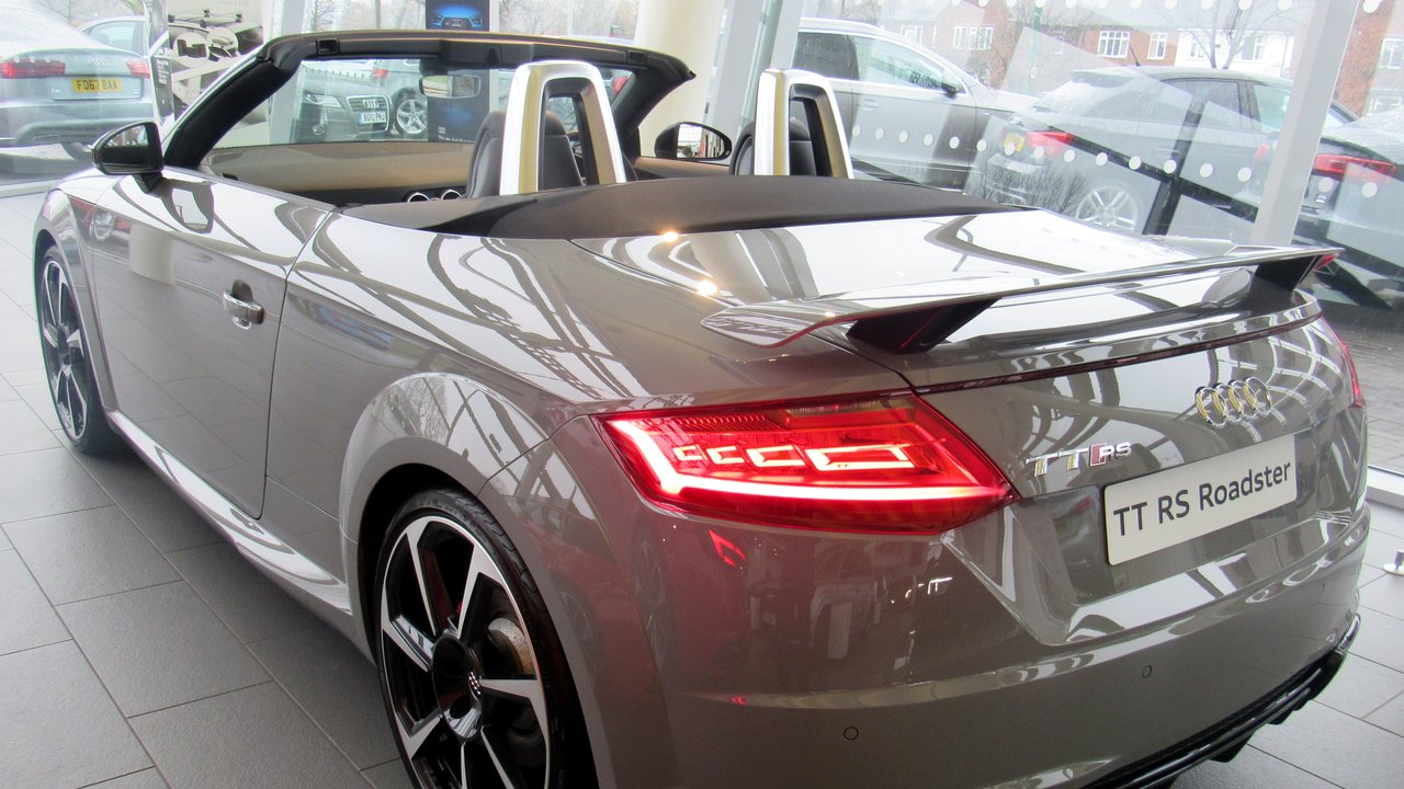 Ауди TT RS 8S 2016-2023
