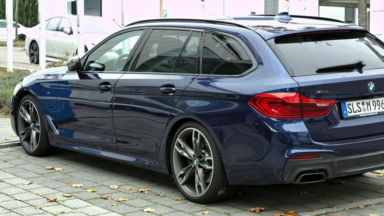БМВ 5 Series G30 2017-2023