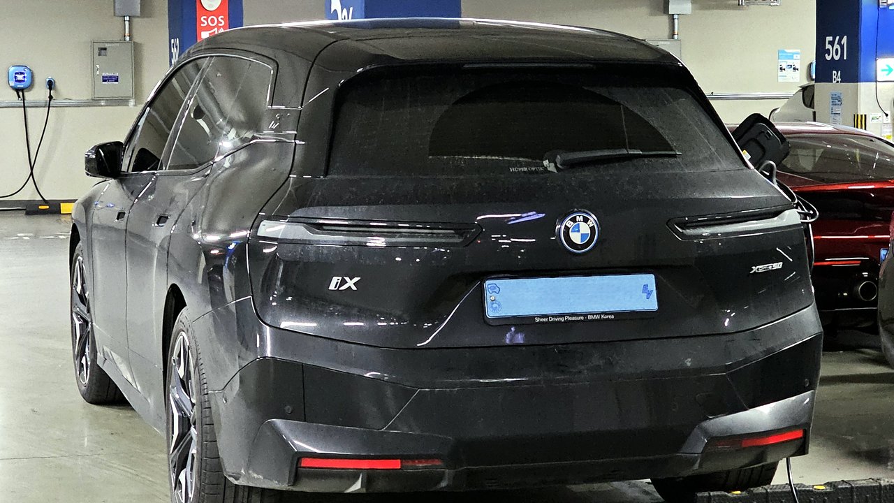 БМВ iX I20 2021-н.в.