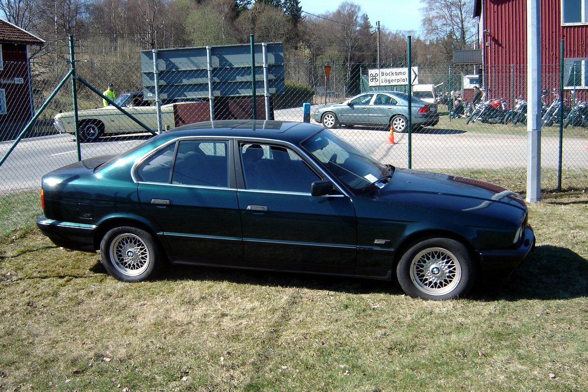 БМВ M5 E34 1988-1995