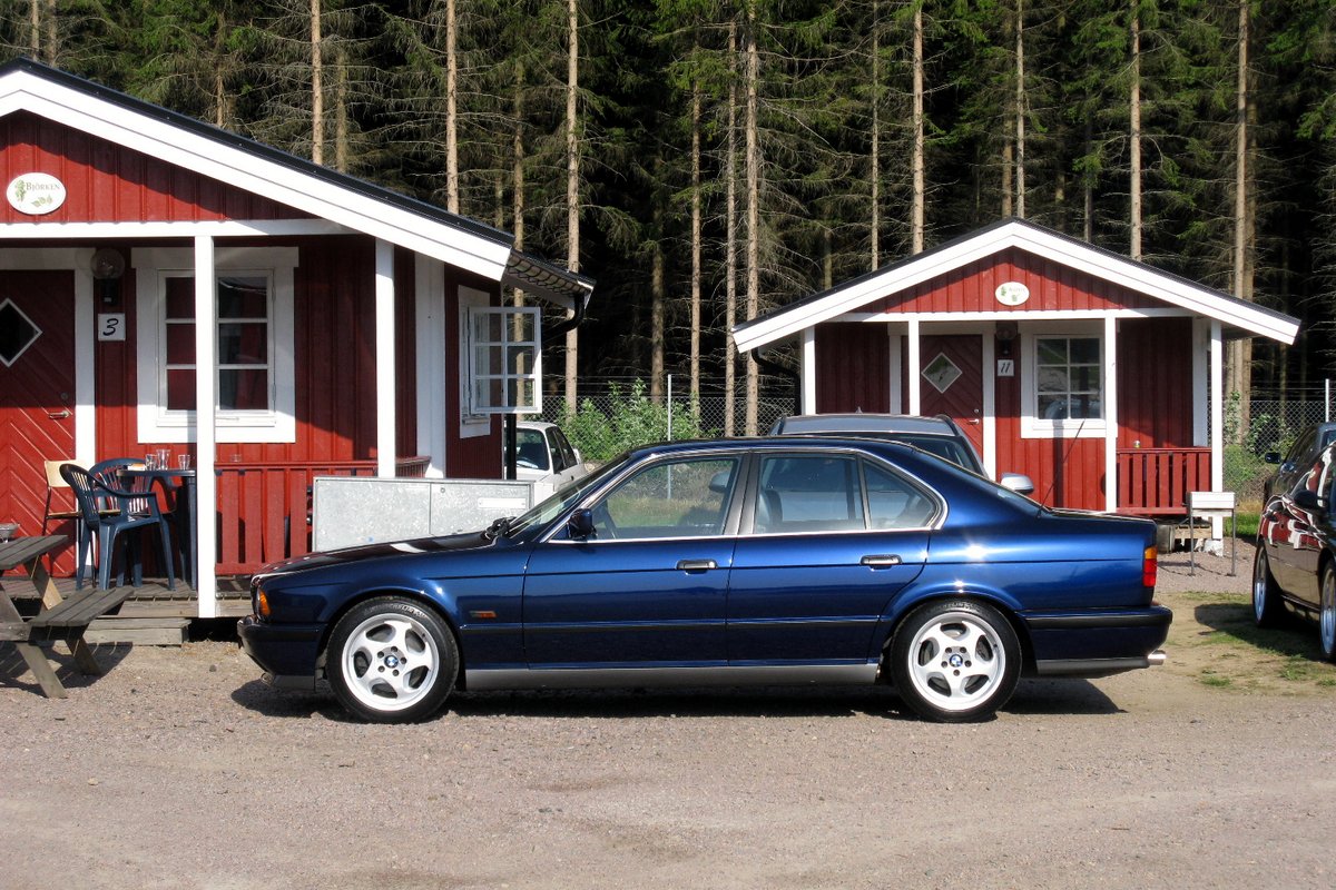 БМВ M5 E34 1988-1995