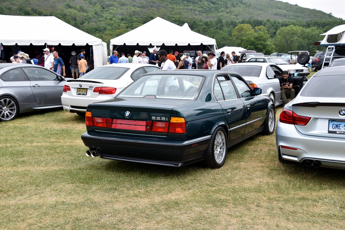 БМВ M5 E34 1988-1995