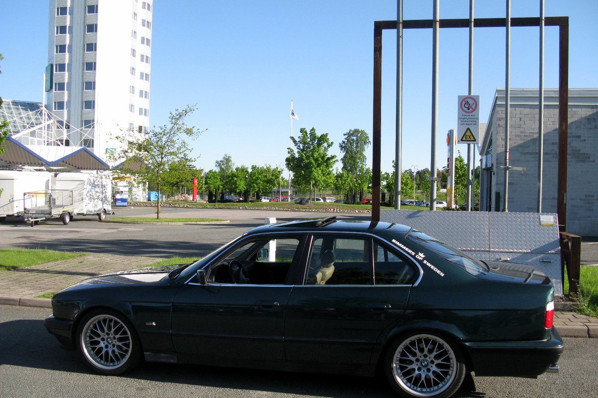 БМВ M5 E34 1988-1995