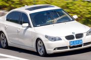 БМВ M5 E60