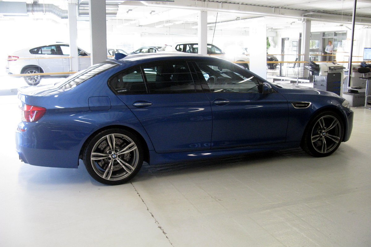 БМВ M5 F10 2011-2016