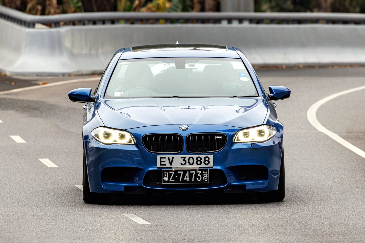 БМВ M5 F10 2011-2016