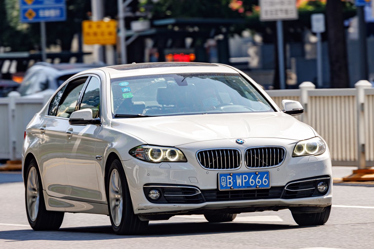 БМВ M5 F10 2011-2016