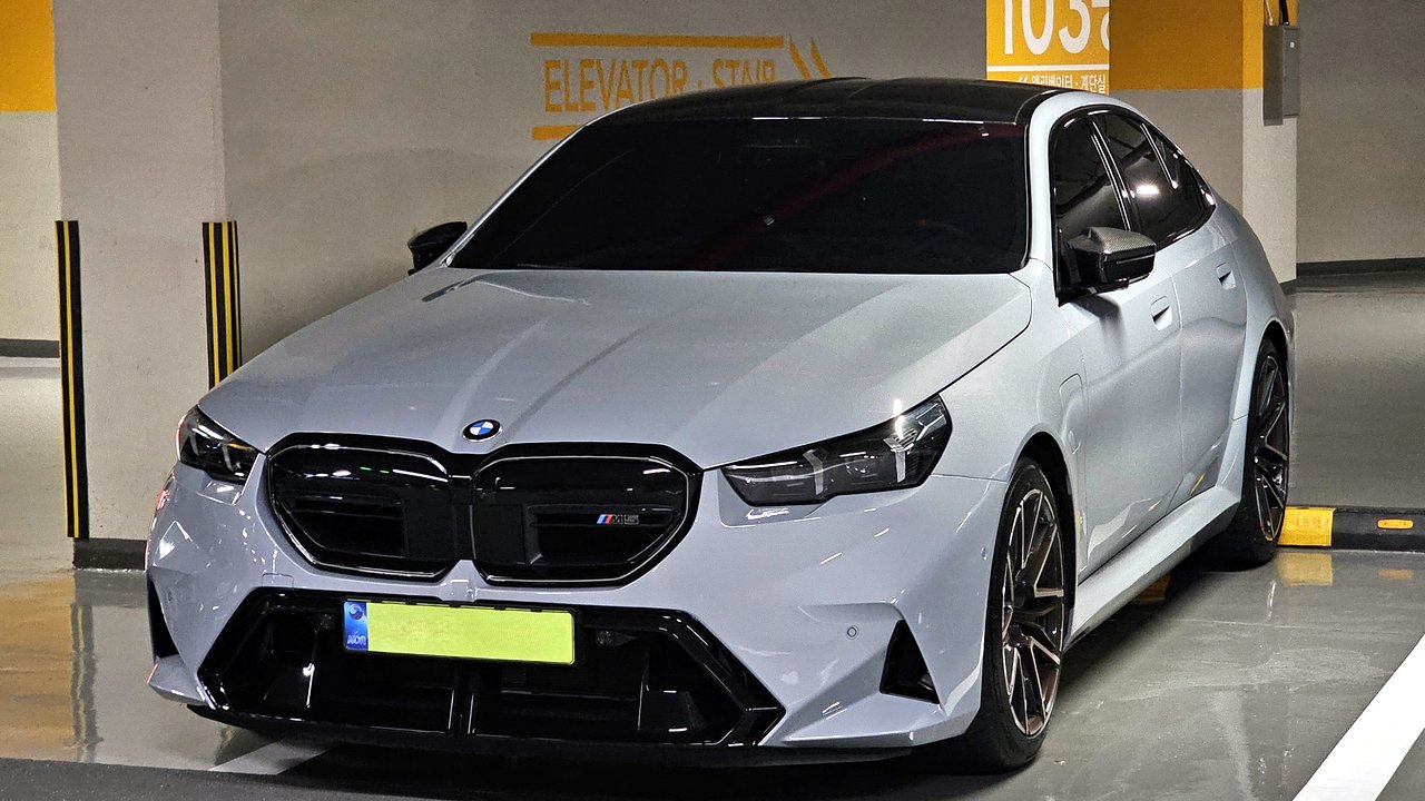 БМВ M5 G90