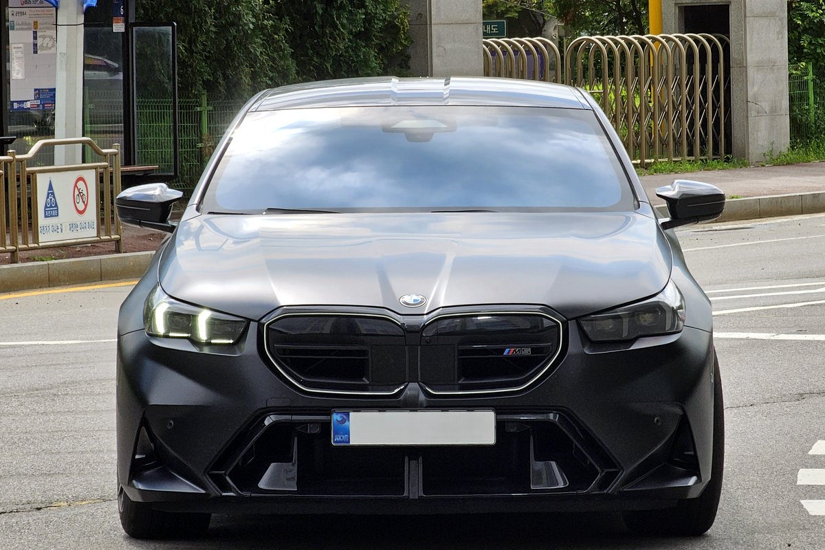 БМВ M5 G90 2024-н.в.