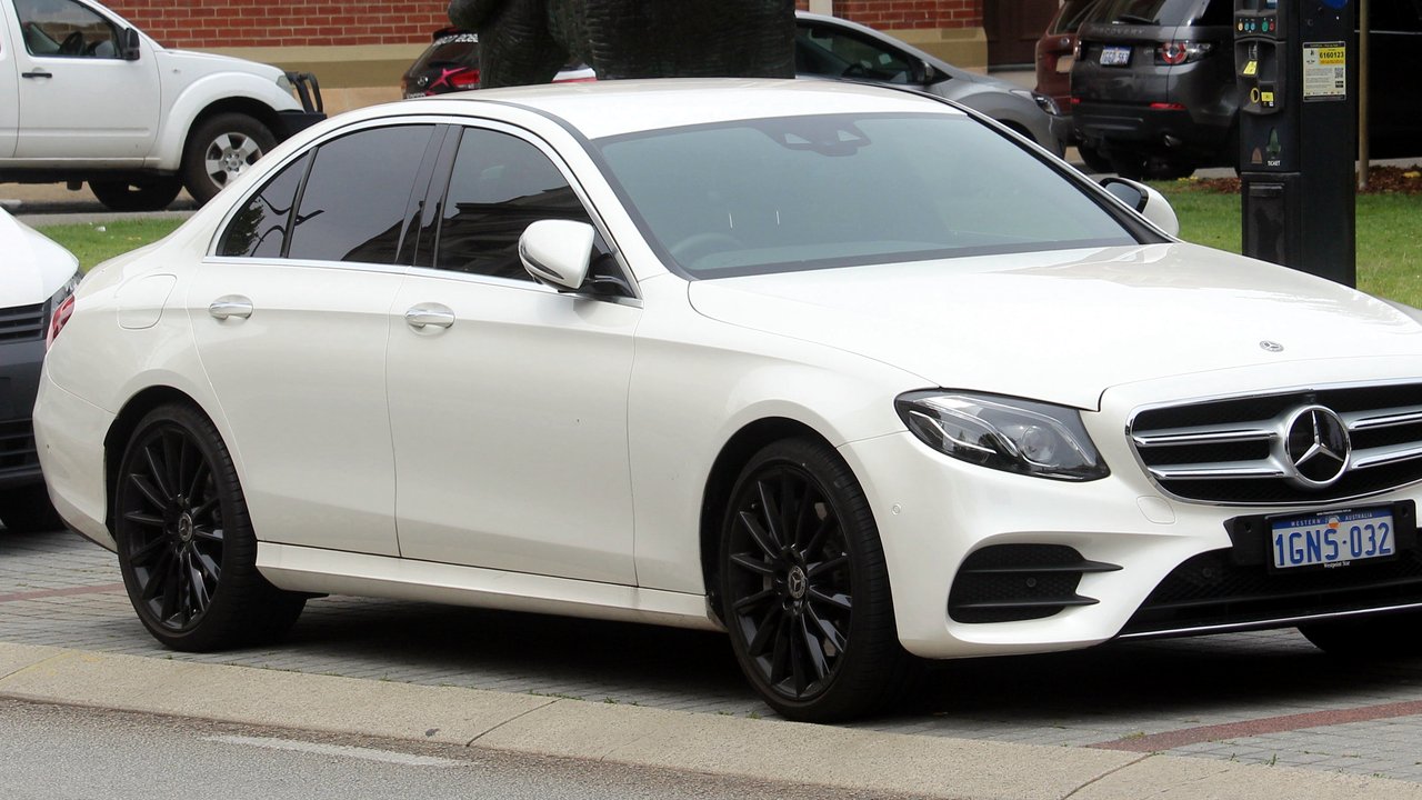 Мерседес-Бенц E-Class W213 2016-2023
