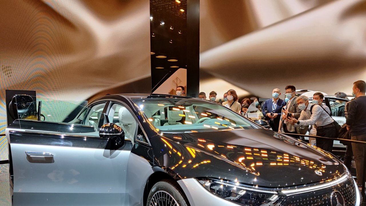 Мерседес-Бенц EQS V297 Facelift 2021-н.в.