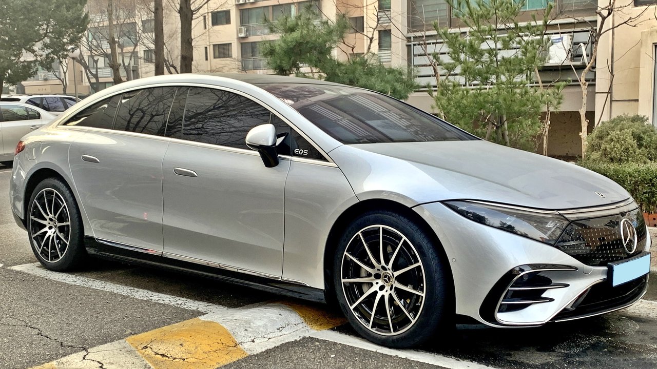 Мерседес-Бенц EQS V297 Facelift 2021-н.в.