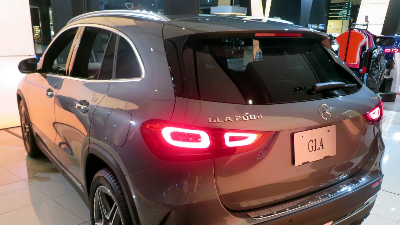 Мерседес-Бенц GLA H247 2019-н.в.