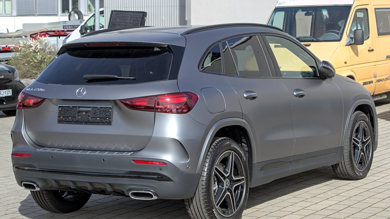 Мерседес-Бенц GLA H247 2019-н.в.