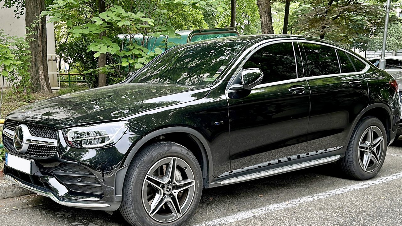 Мерседес-Бенц GLC-COUPE C253