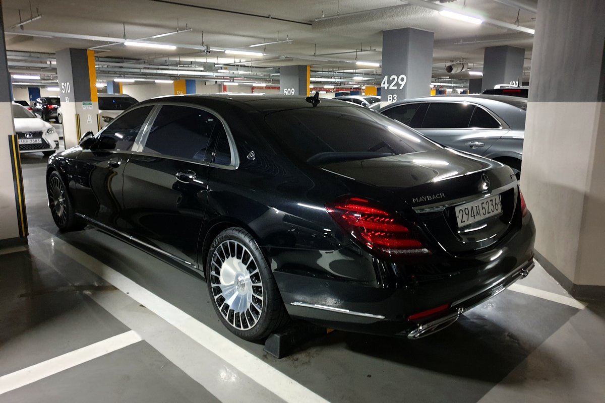 Мерседес-Бенц Maybach S-Class X222 2014-2020