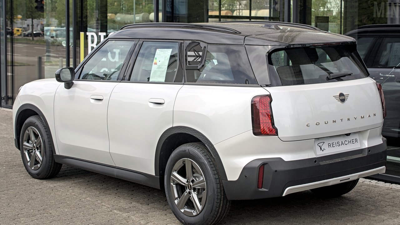 МИНИ Mini Countryman U25 2023-н.в.