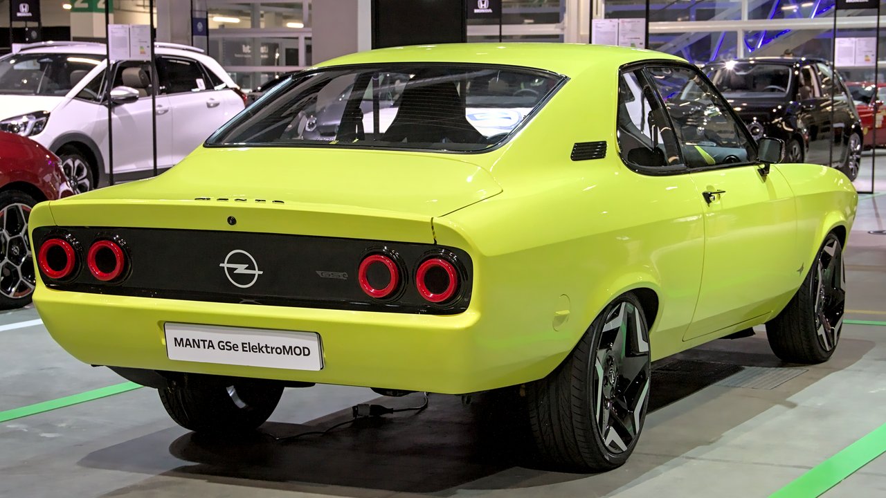 Опель Manta MANTA-GSE-ELEKTROMOD 2021-2021