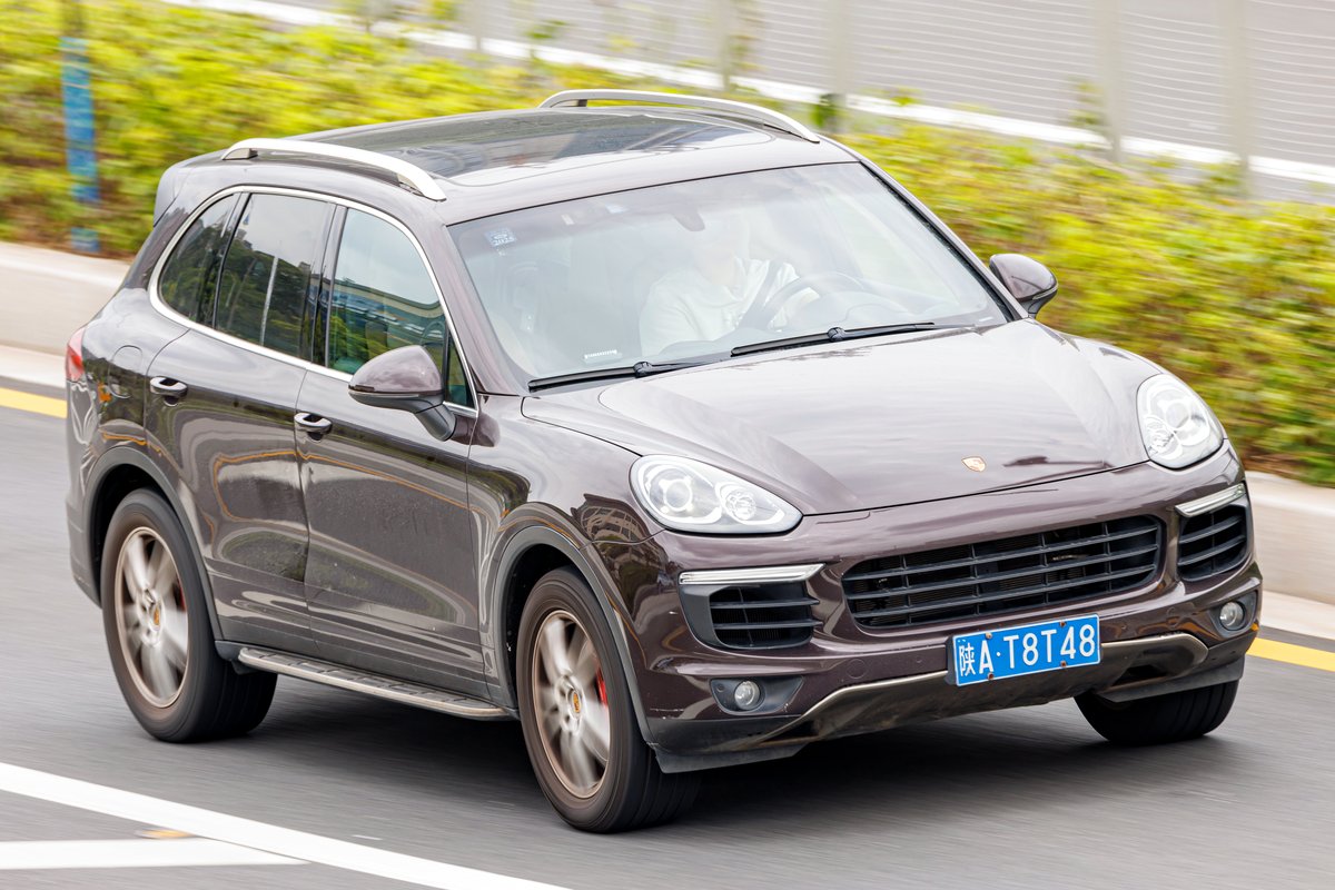 Порше Cayenne E2 92A 2010-2017