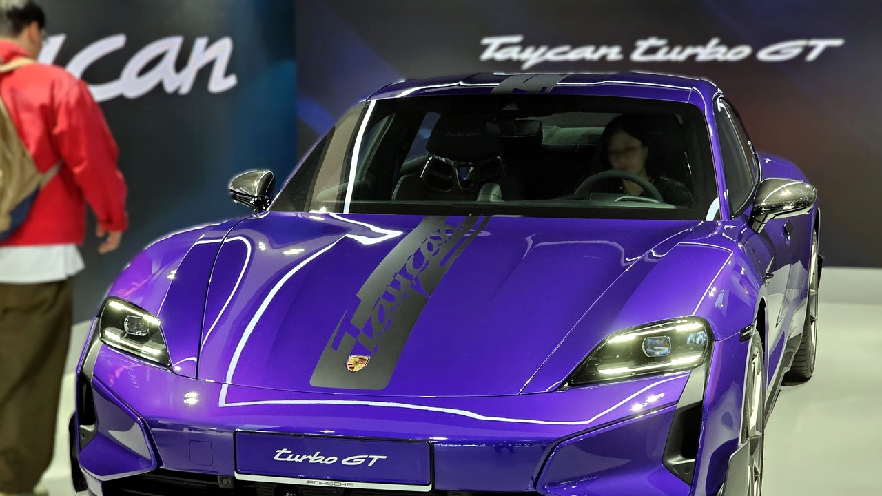 Порше Taycan 9J1 2019-н.в.