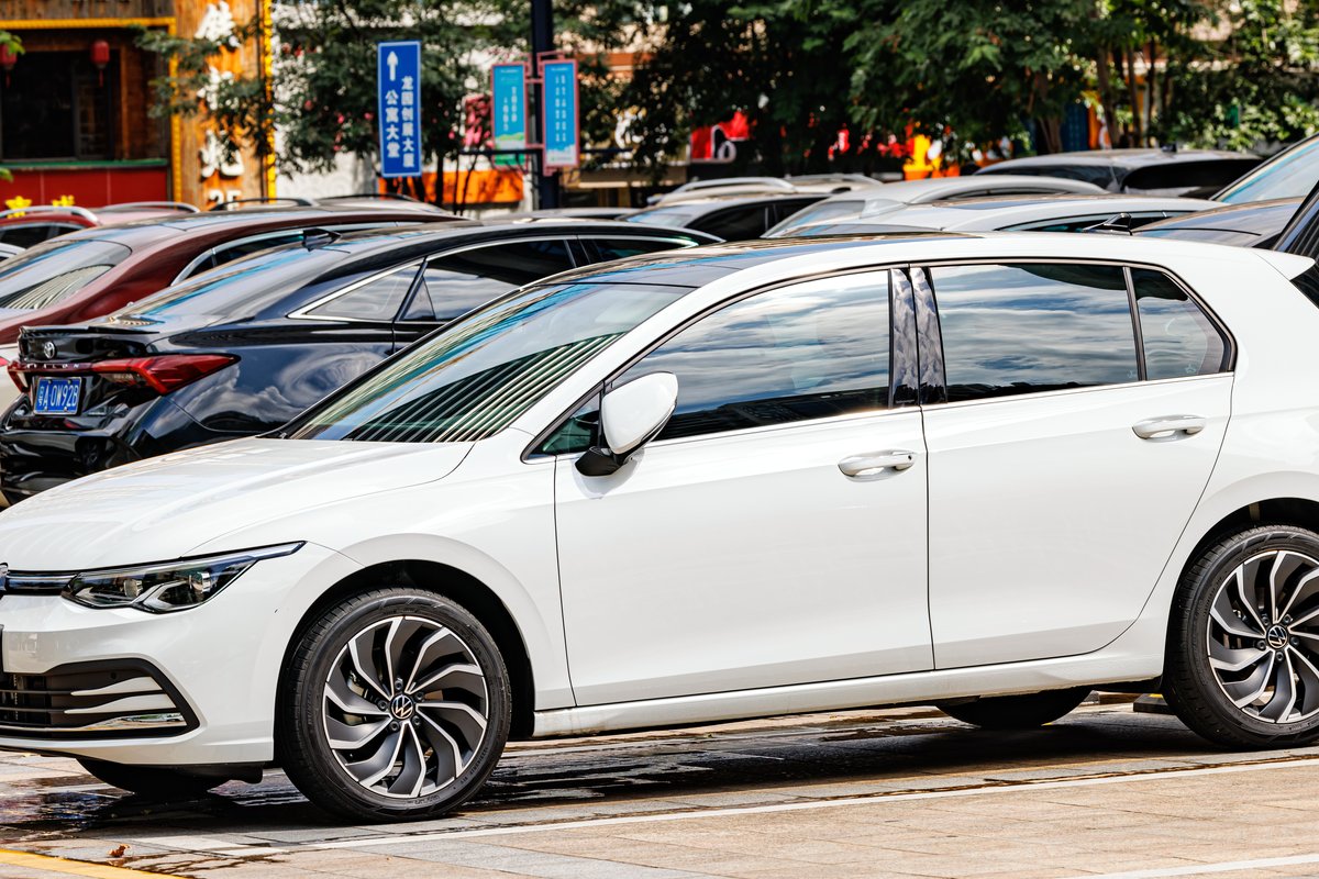 Фольксваген Golf Mk8 2019-н.в.