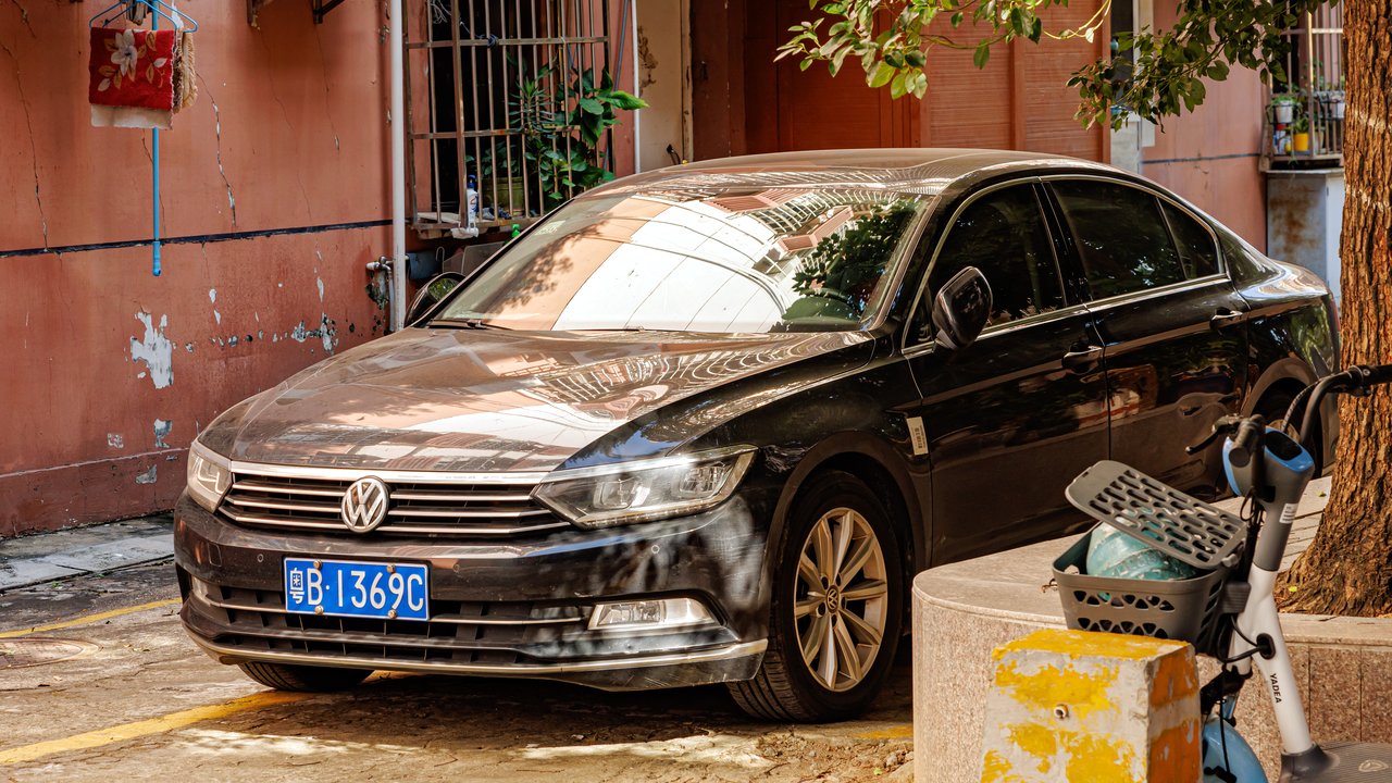 Фольксваген MAGOTAN B8
